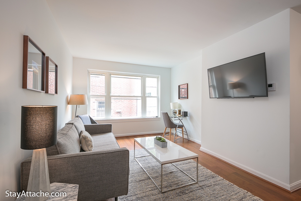  526 5th Street SE Unit 203