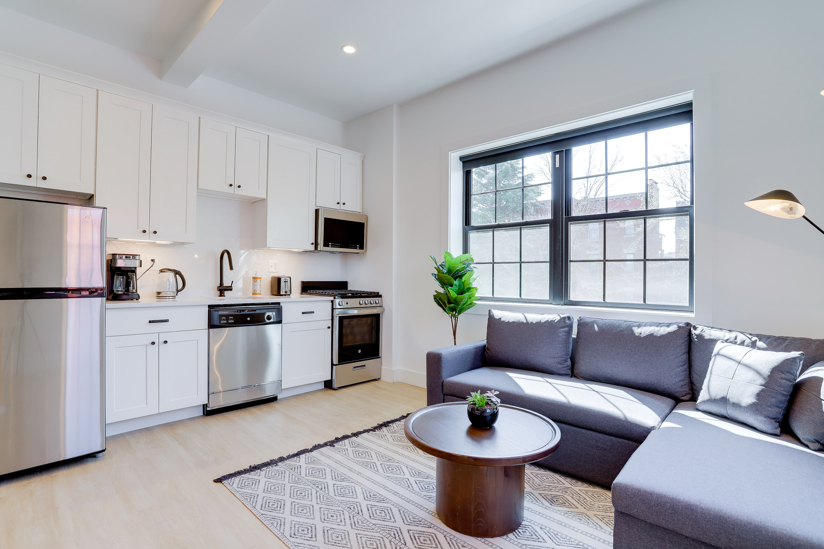 Rent Furnished Apartment 712 G Street Se Unit 201 Stay Attache